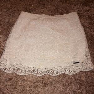 Small white skirt with flowers
